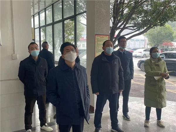 点击图片翻到下一页>> 长河清波漾长安